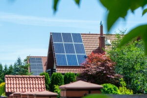 Casa con paneles solares pontevedra