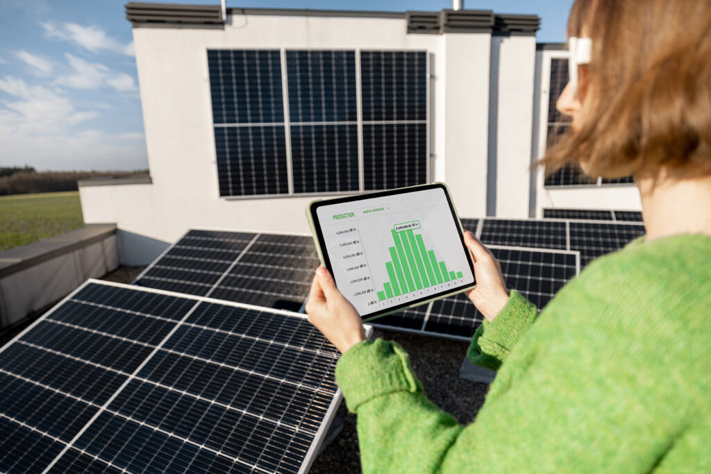 iot control paneles solares