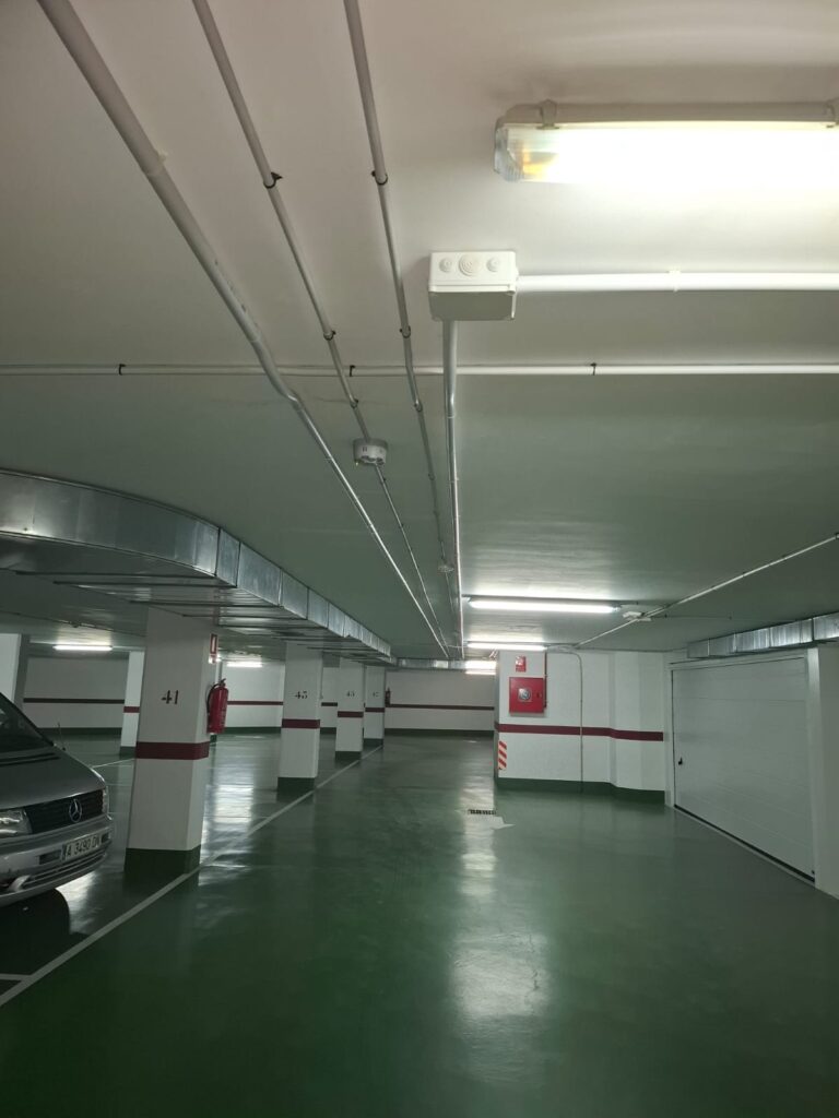 cargador de coche  eléctrico en Pontevedra