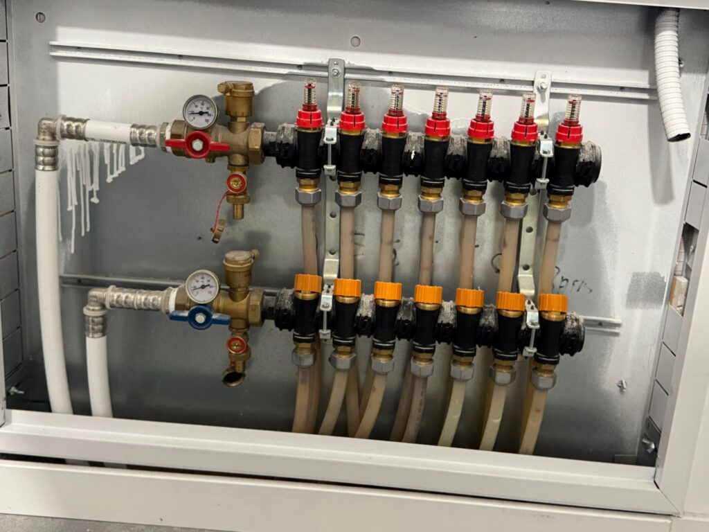 colector (manifold) del suelo radiante