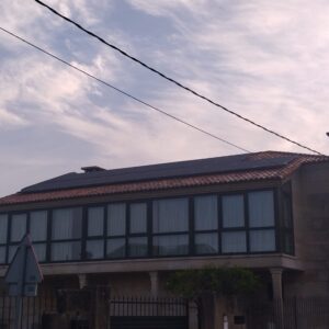 instalación aerotermia y placas solares